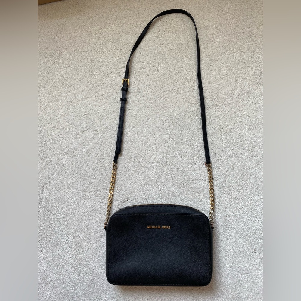 Michael Kors Jet Set Large Leather Crossbody